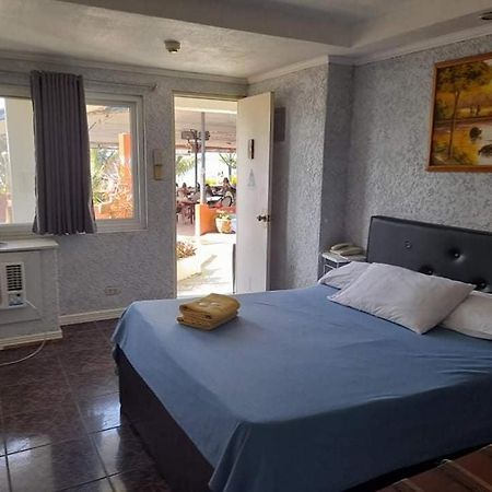 Blue Rock Resort Olongapo Extérieur photo