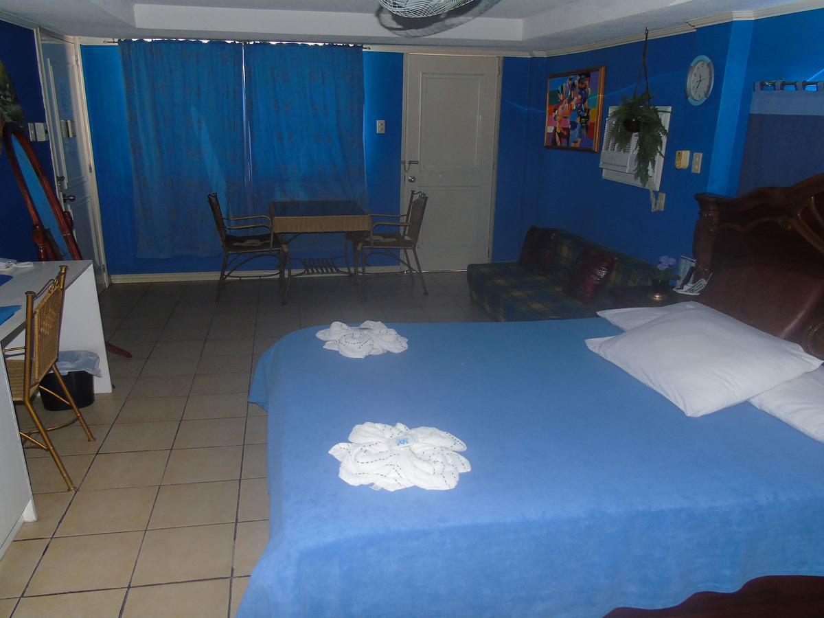 Blue Rock Resort Olongapo Extérieur photo