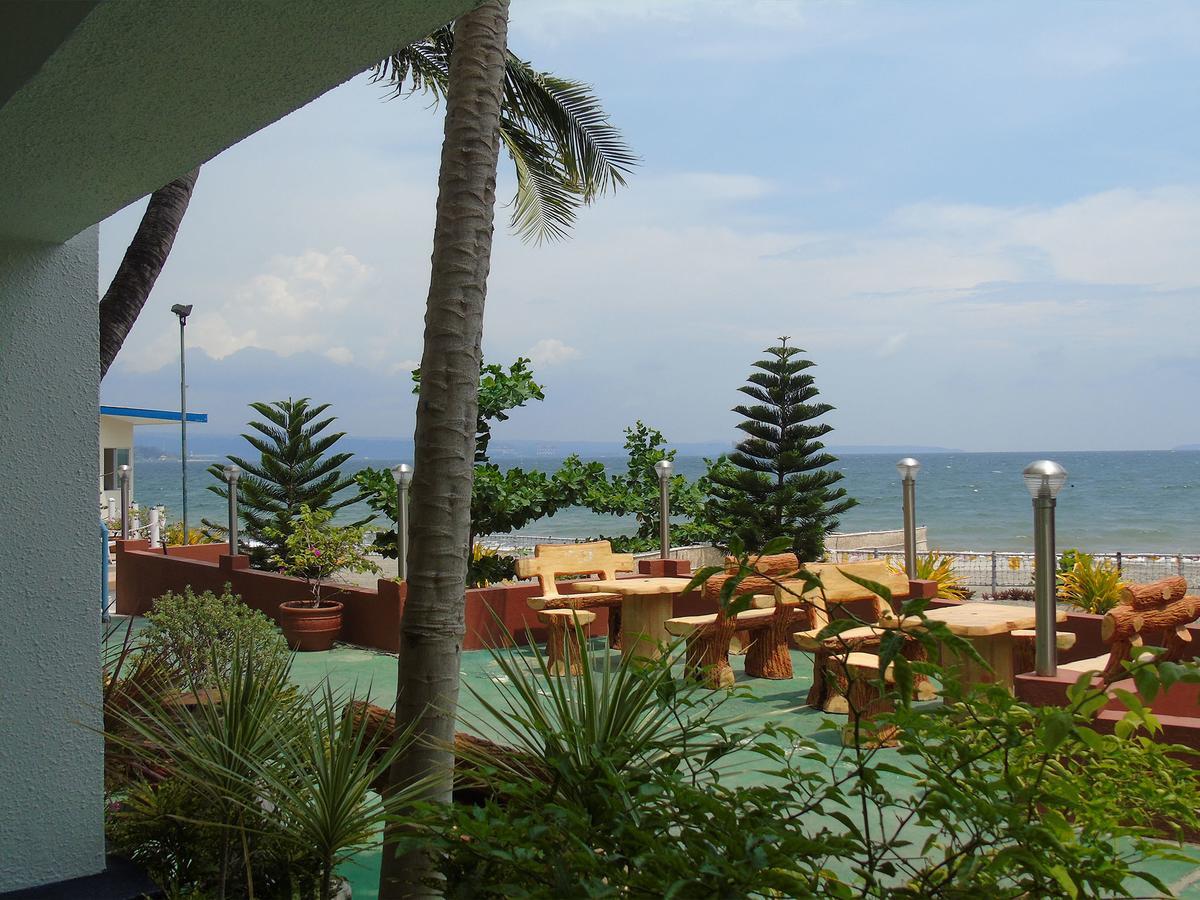 Blue Rock Resort Olongapo Extérieur photo