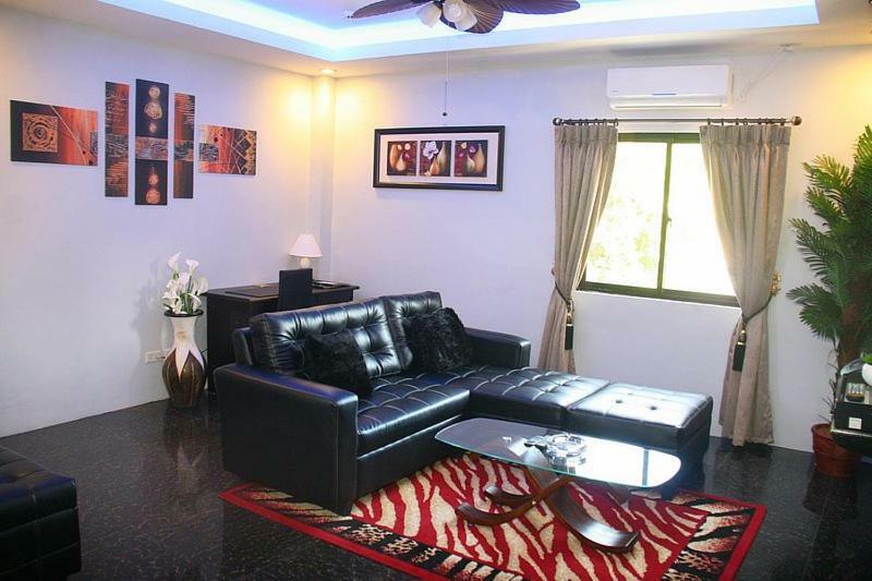 Blue Rock Resort Olongapo Extérieur photo